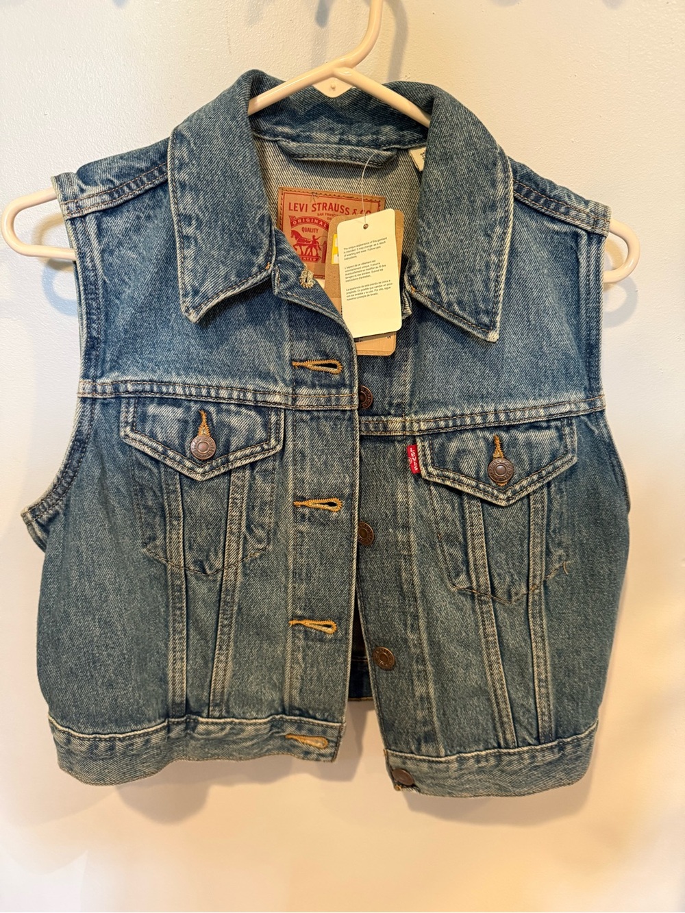Levi's Blue Denim Women’s Sleeveless Trucker Vest
